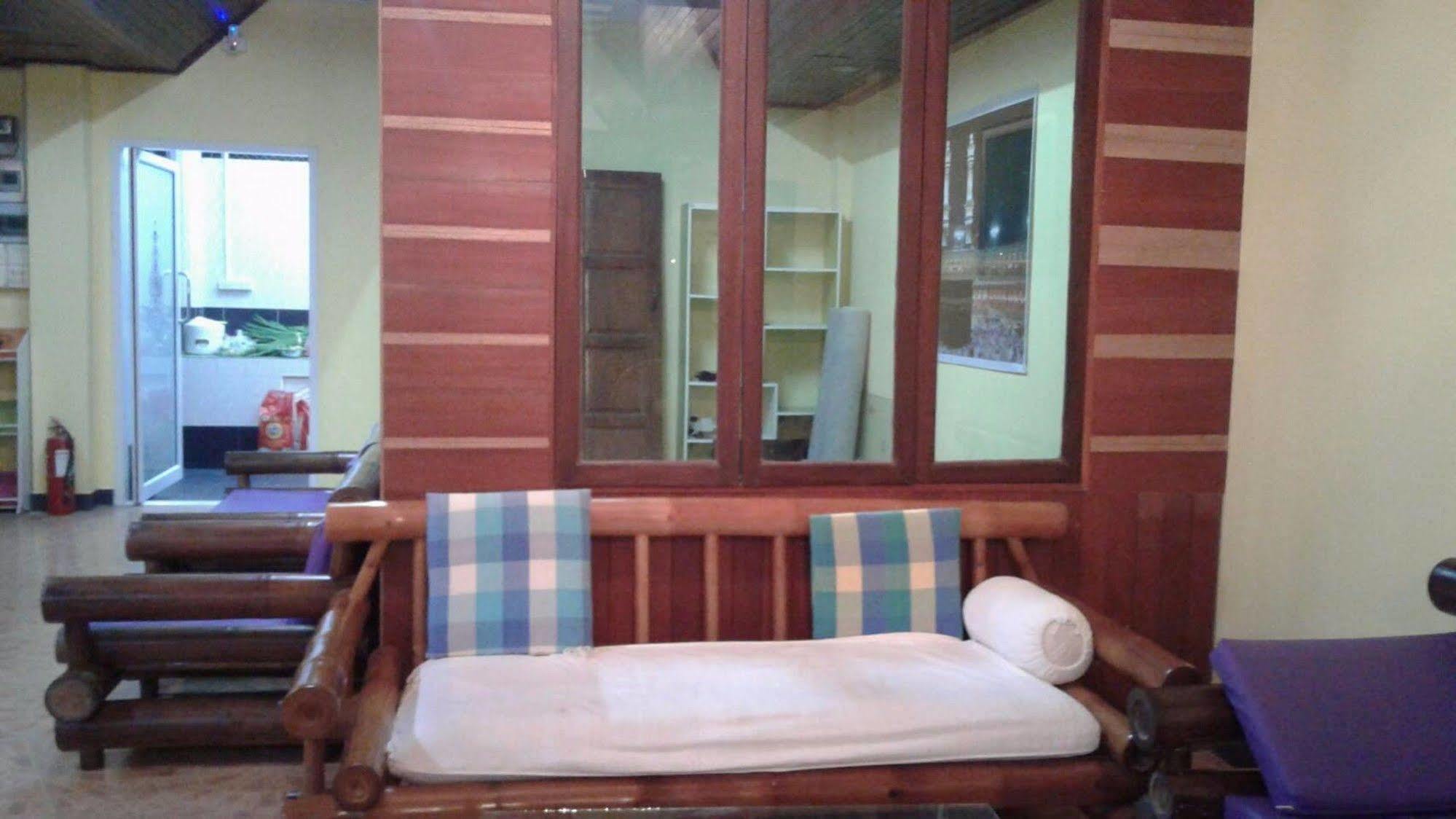 Khaolak Traveller Lodge Khao Lak Exterior foto